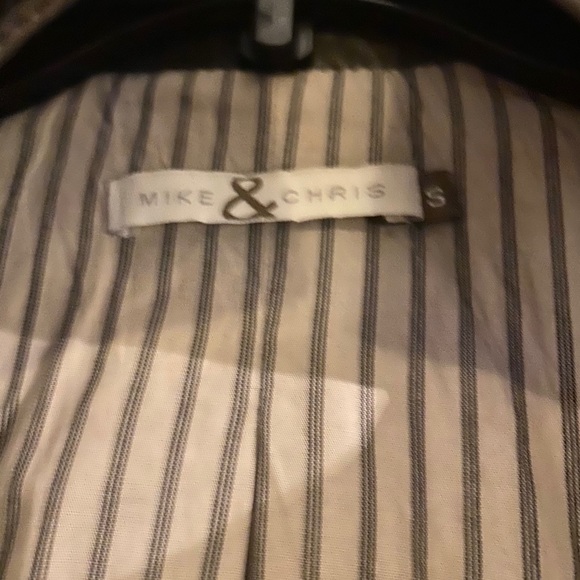 ππXOXOππ Gossip Girl Closet - Picture 4 of 5